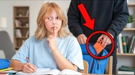 Кто-то Украл Мой Телефон! Амелька Ищет Вора!