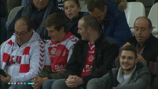 11 тур. Реймс — Ним 0:0. Обзор матча