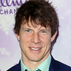 Eric Mabius