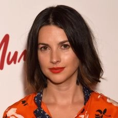 Amelia Warner