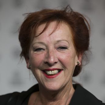 Loes Luca