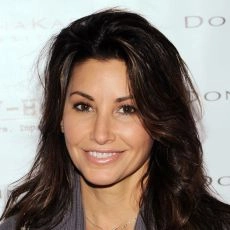 Gina Gershon