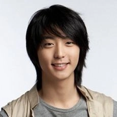 Hyeon Woo