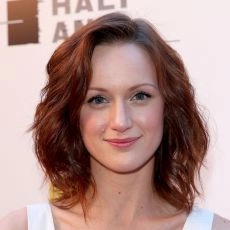Kerry Bishé