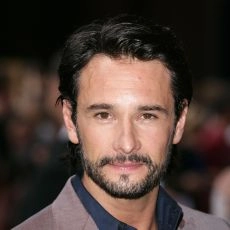 Rodrigo Santoro