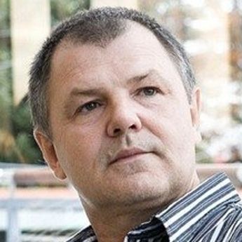 Аркадий Лапшенков