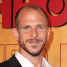 Gustaf Skarsgård