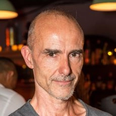 Finbar Lynch