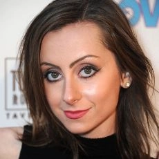 Allisyn Ashley Arm