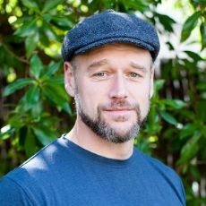 Elliot Cowan