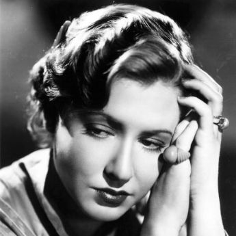 Mae Clarke