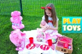 Girl Playing with Silicon Baby Doll ! Play Toys