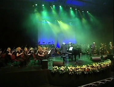 Ювілейний концерт Раймонда Паулса "Pilseta vetru un dzintara krasta"