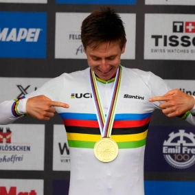 Історичний рейд Погі, Львівська сотка та трагедія в жіночій гонці. Підсумки чемпіонату світу